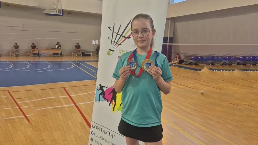Raseinių badmintonininkė Ugnė Pociūtė iš turnyro Klaipėdoje grįžo su dvejais medaliais!