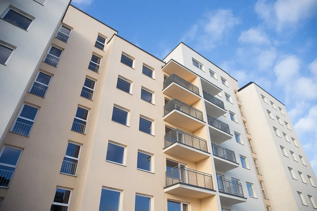Savivaldybės galės paprasčiau nupirkti socialinį būstą
