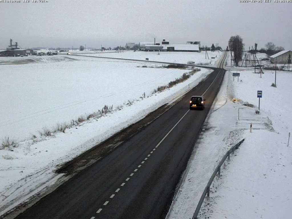 Naktį eismo sąlygas sunkins plikledis ir lijundra