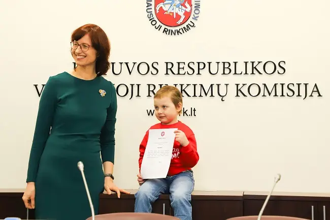 Registracija balsuoti paštu Afrikoje ir kai kuriose Azijos bei Europos valstybėse artėja prie pabaigos