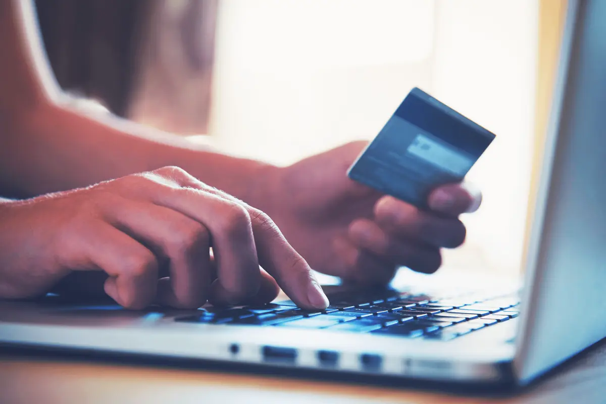 Dėmesio – venkite apsimestinių interneto svetainių