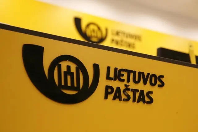 Juodasis penktadienis traukia ir sukčius: atakuoja žinutėmis apie neva laukiančias siuntas