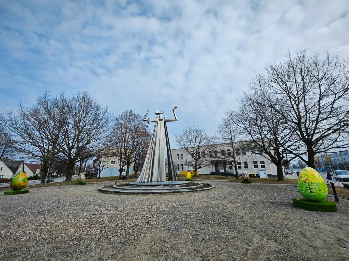 Šilalės miestas pasipuošė artėjančioms Velykoms
