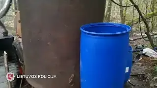 Miške ne tik grybų, bet ir naminės degtinės bravorą rado (video)