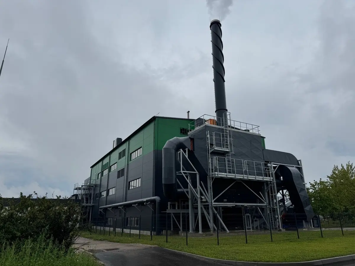 Alytuje išdygo nauja kogeneracinė elektrinė: kurs naujas darbo vietas bei užtikrins žemesnes šildymo kainas