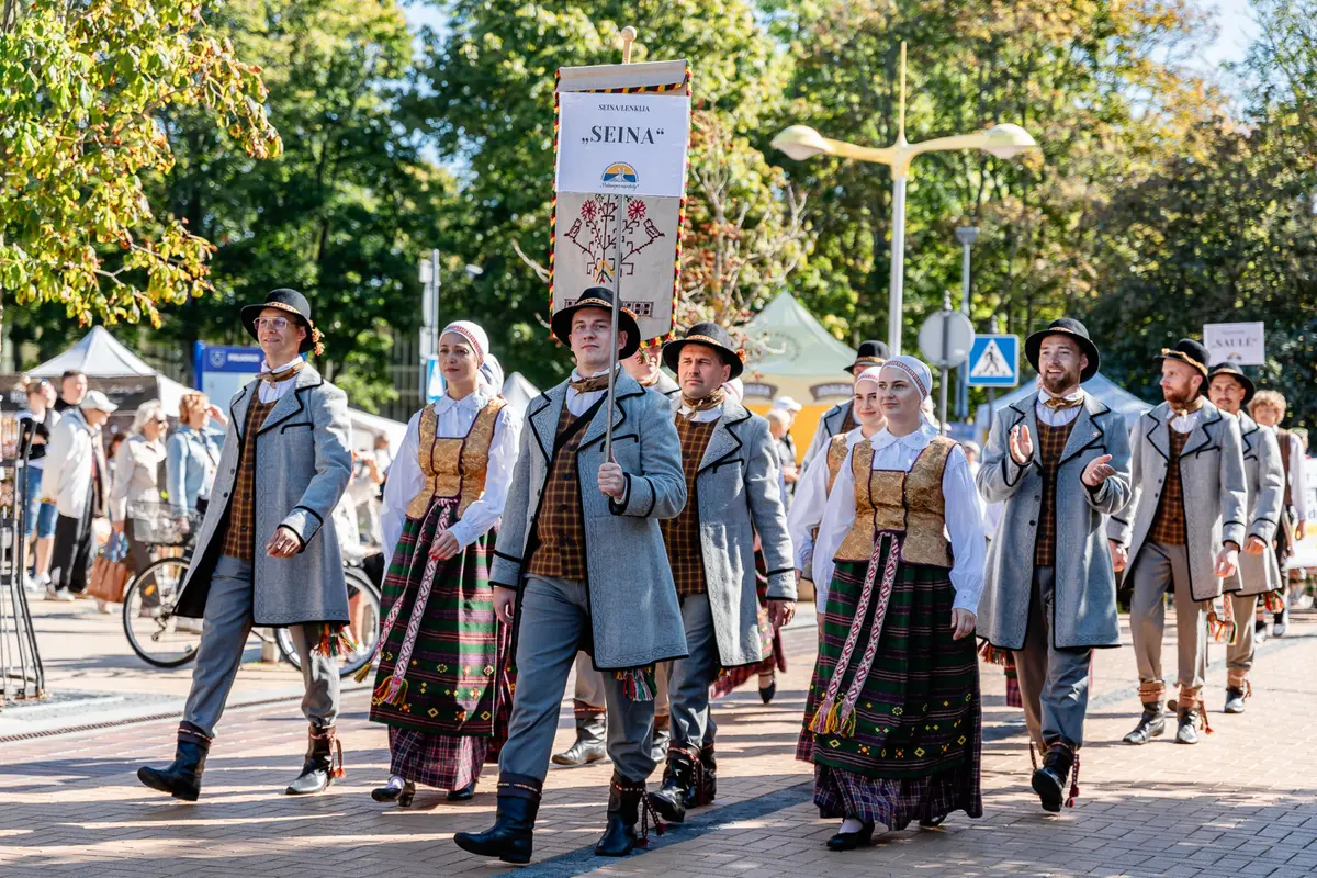 „Palangos miestely 2024“ vienija tautas – folkloro kolektyvai atvyksta ir iš užsienio