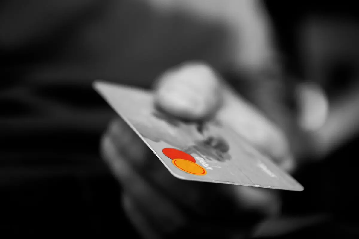 Už finansinio pobūdžio nusikaltimus bendrininkai stos prieš teismą