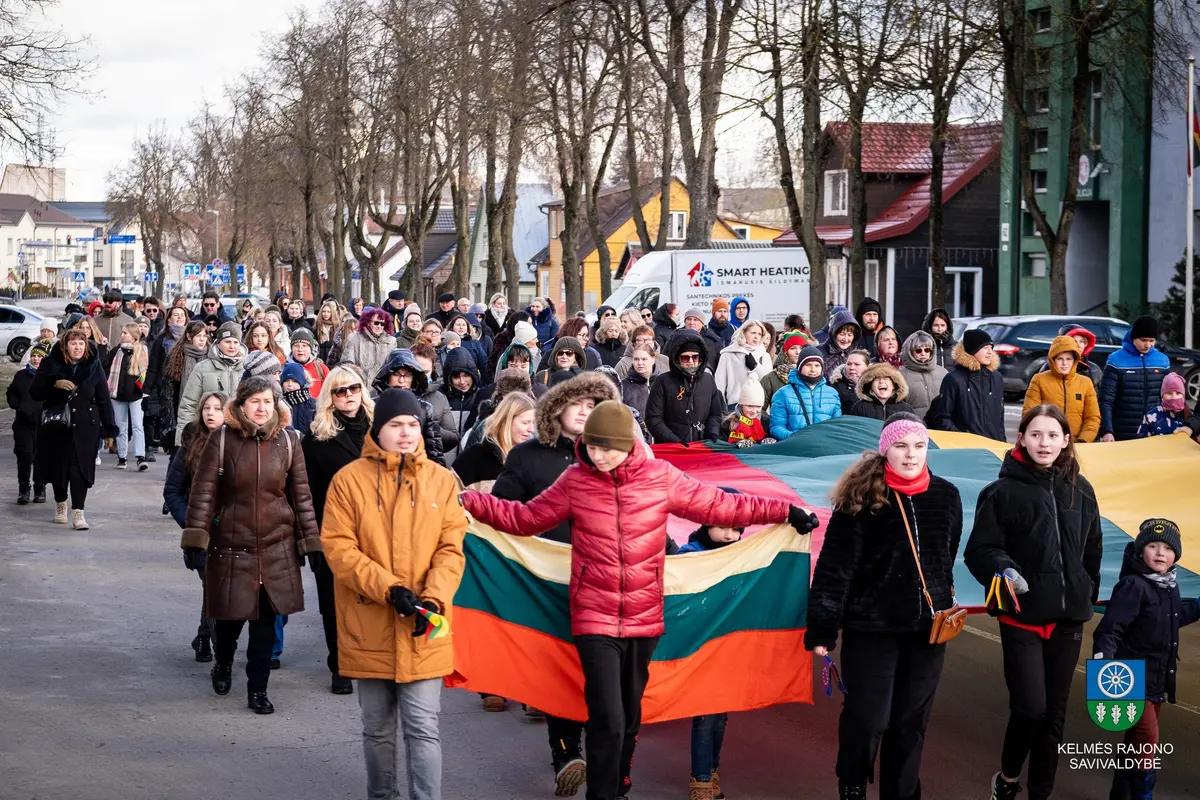 Kelmėje iškilmingai paminėta Lietuvos valstybės atkūrimo diena