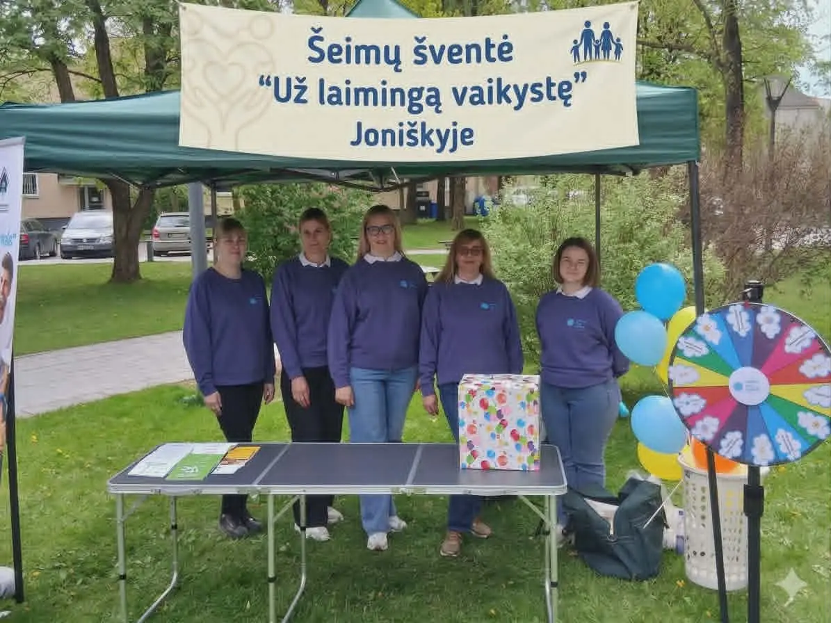 Šventė „Už laimingą vaikystę“ subūrė bendruomenę Joniškyje