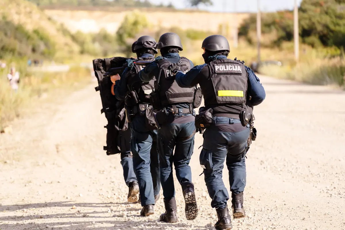Baigėsi dvi dienas vykusios Lietuvos policijos pratybos „Armagedonas”