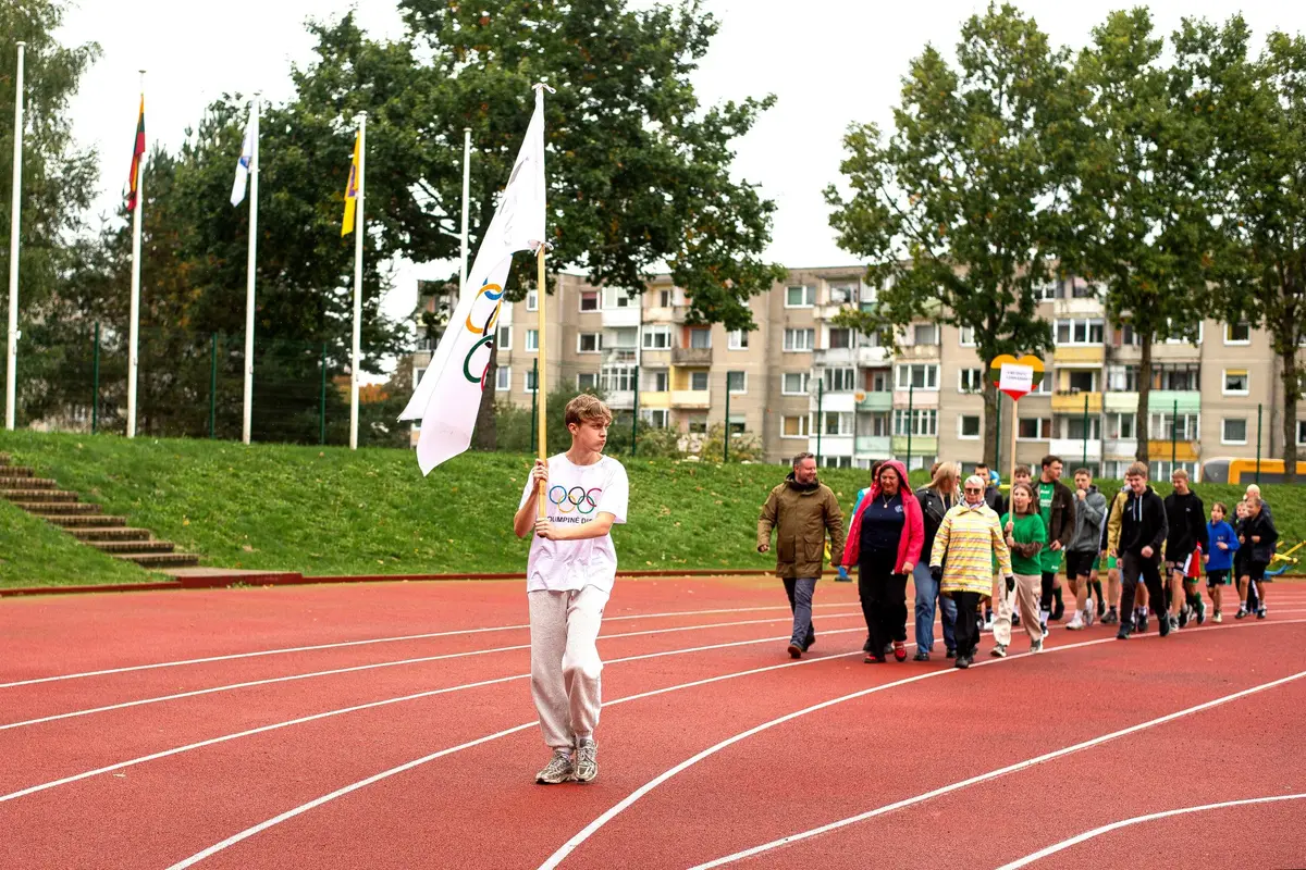 Šiaulių rajono mokinių sporto šventėje „olimpinis ruduo 2026“ – sportas, draugystė ir olimpinė dvasia
